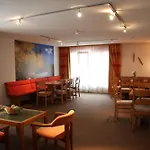 ホテル Therme 51° Physio & 4*