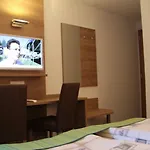 ホテル Therme 51° Physio & ロイカーバード