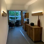 Therme 51° Physio & ホテル
