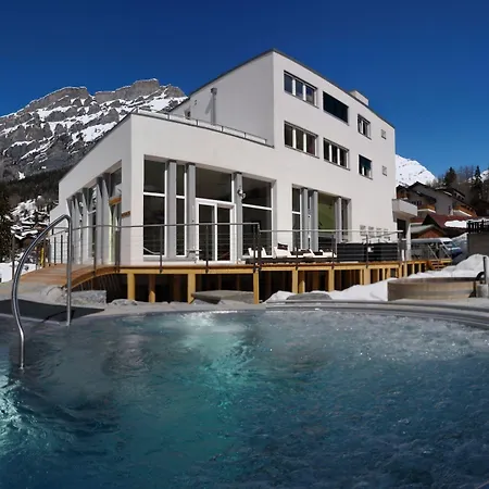 Therme 51° Physio & Hotel