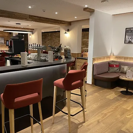 Therme 51° Physio & Hotel Loèche-les-Bains