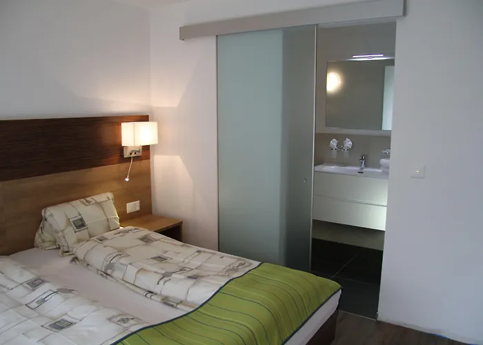 Therme 51° Physio & Hotel