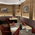 Hotel Therme 51° Physio &