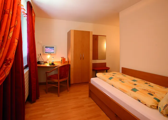 Hotel Therme 51° Physio & 4*