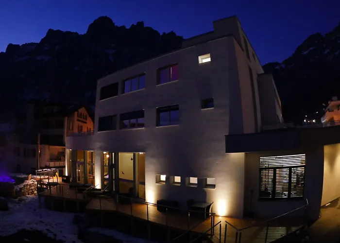 Therme 51° Physio & Hotel Leukerbad