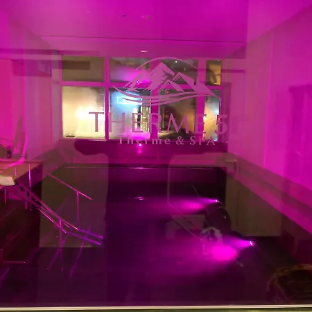 Therme 51° Physio & Otel 4*